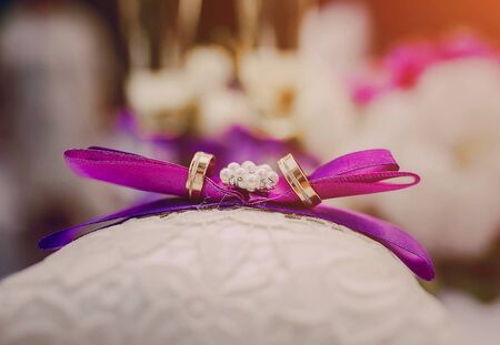 wedding ceremony outdoors in the woods HDの写真素材