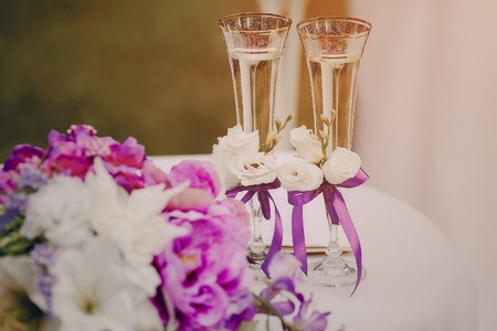 wedding ceremony outdoors in the woods HDの写真素材