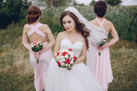 bridesmaid bride HDの写真素材
