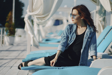 girl in sunglassesの写真素材