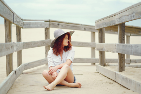 pretty girl in a beachの写真素材