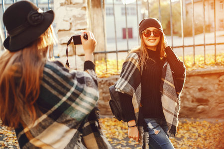 girls in the cityの写真素材