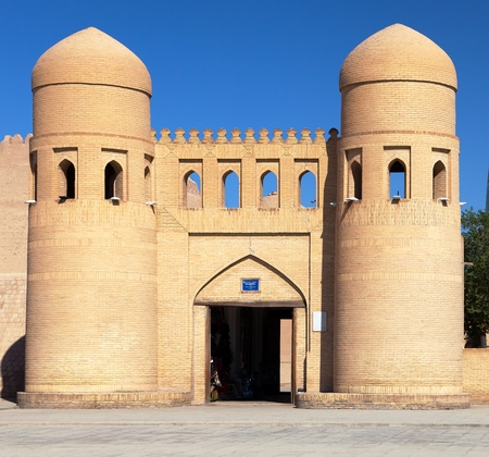 wall of Itchan Kala  Ichon Qala  - west gate  Ata Darvoza  - Khiva  Chiva, Heva, Xiva, Chiwa, Khiveh  - Xorazm Province - Uzbekistan - Town on the silk roadの写真素材