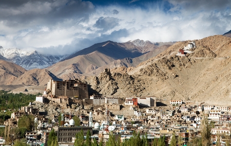 Leh Palace - Namgyal Tsemo Gompa - Leh - Ladakh - Jammu and Kashmir - Indiaのeditorial素材
