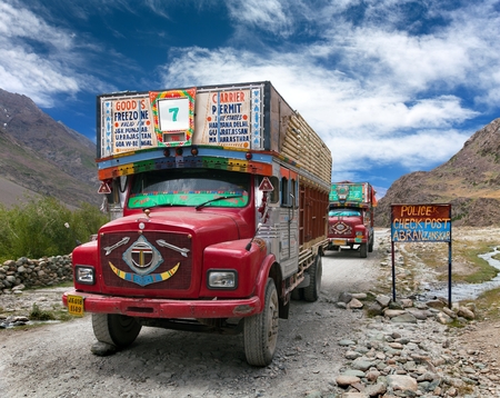 INDIA LADAKH 20th SEPTEMBER 2013  Colorful trucks brand TATA in Indian Himalayas on himalayan high altitude road  Ladakh  Jammu and Kashmirのeditorial素材