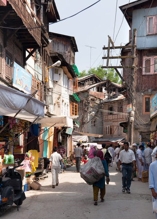 SRINAGAR, INDIA, 2ND OF SEPTEMBER 2013 - street bazaar from Srinagar - Jammu and Kashmir, Indiaのeditorial素材