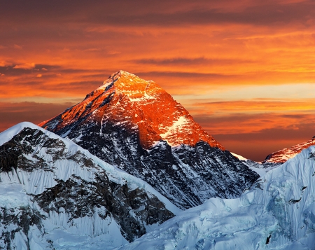Evening colored view of Mount Everest from Kala Patthar, Khumbu valley, Solukhumbu, Sagarmatha national park, Nepalの写真素材