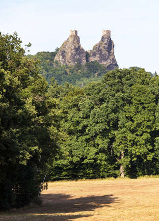 Trosky castle ruins, two towers called pana and baba, Czech Paradise, Bohemia, Czech Republicの写真素材