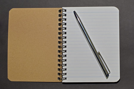 stationary Prepare a job for the supervisor.