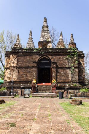 Chedi in Wat Chedyod , Chiangmaiの写真素材