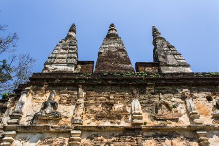 Chedi in Wat Chedyod , Chiangmaiの写真素材
