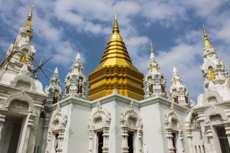 Naga Statue And Chedi in Wat Sri Don Moon , Chiangmai Thailandの写真素材
