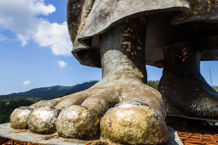Foot Luang Pu Thuat statue in wat Maetakraiの写真素材
