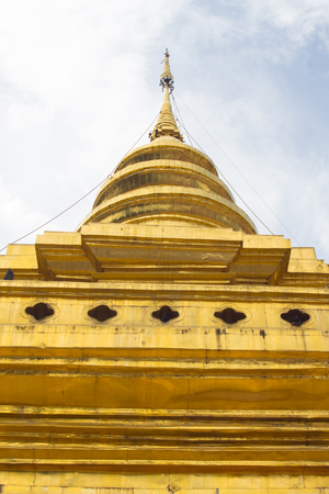 Wat Pra That sri Chomthong vora vihan, Pagoda in Chiangmaiの写真素材