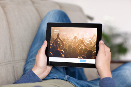 Simferopol, Russia - May 25, 2014  Twitter service of microblogging is created in 2006  Twitter service for a public exchange of short messages from 140 symbols のeditorial素材