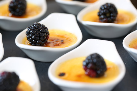 cream brulee closeupの写真素材