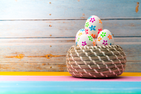 Easter egg, happy Easter sunday hunt holiday decorationsの写真素材