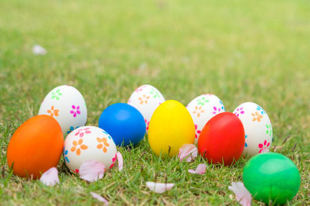 Easter egg, happy Easter sunday hunt holiday decorationsの写真素材