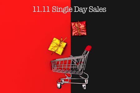 shopping cart and gift box, year-end sale, 11.11 singles day sale conceptの写真素材
