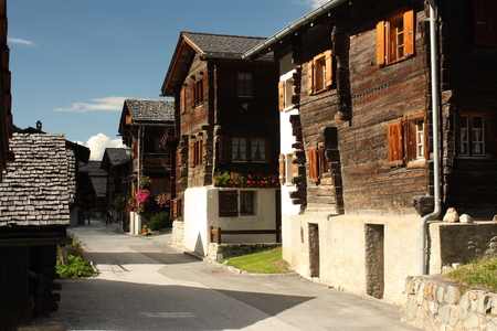 Traditional wooden houses in Zinal - Val d Anniviersのeditorial素材