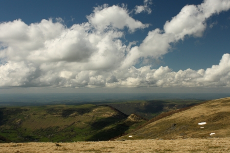 rolling hills near Massif du Sancy, Franceの写真素材