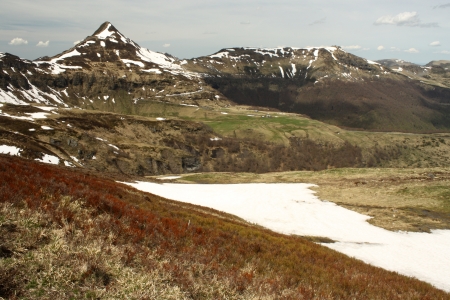 melting snow at Puy Maryの写真素材