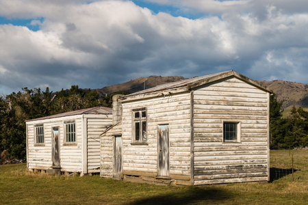 abandoned whitewashed farm houseのeditorial素材