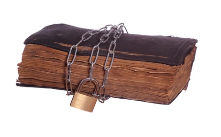 old prayer book with padlock and chainの写真素材