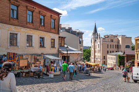 June 1, 2019. Street vendors are suvinirs on Andriivskyi uzviz street (Andriyivsky Descent) Kiev, Ukraine.. Weekend celebrations.のeditorial素材