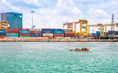 Bangkok, Thailand, April 10 2017.Boat noodles drove past the container storage area.のeditorial素材
