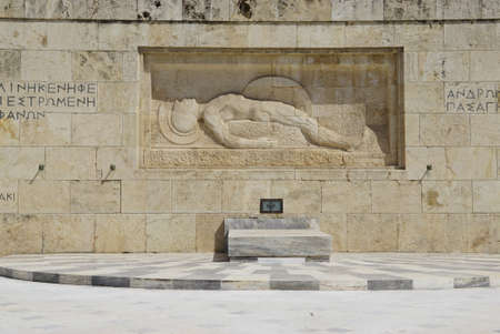 Unknown soldier monument in front of the greek parliament in Athens, Greeceのeditorial素材