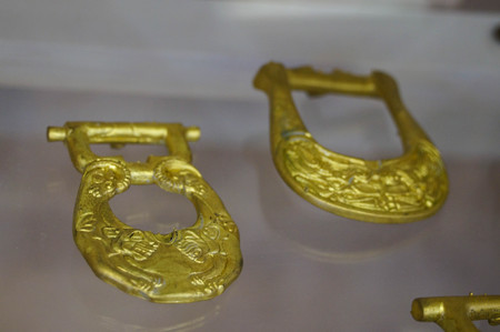 Antique design buckle for sale in Altai Republic,Russia. There are Siberian ibex and snow leopard on this buckle which they are the local animal of Siberia.の写真素材