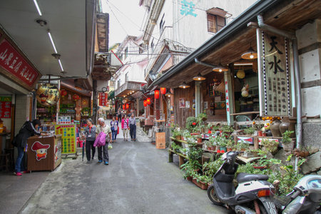Fenchihu,taiwan-October 15,2018:The city and old market near fenchihu train station at alishan mountain,taiwanのeditorial素材