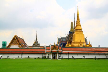 View of Wat phra kaew temple landmark in bangkok at thailandの写真素材
