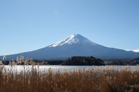 View of landscape fuji mountain in winter at Lake Kawaguchiの写真素材