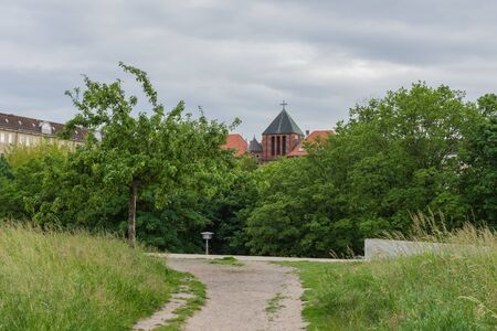 Park am Velodrom in the Prenzlauer Berg district , Berlinの写真素材