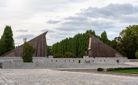 Berlin, Germany- October 6, 2019: the Soviet War Memorial in the Treptower Parkのeditorial素材