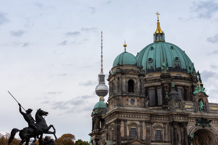 Berlin, Germany- October 9, 2019: view of the TV tower and Berliner Dom on Museum Island from the Lustgarten parkのeditorial素材