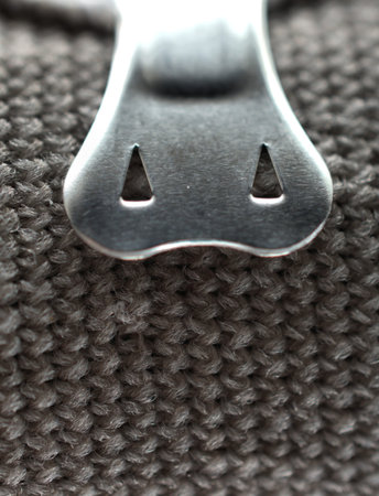 Metal holder to Ace Bandage