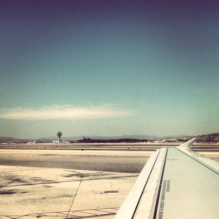 Leaving madrid airport barajasの素材