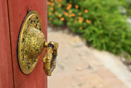 chinese style door knob in templeの写真素材