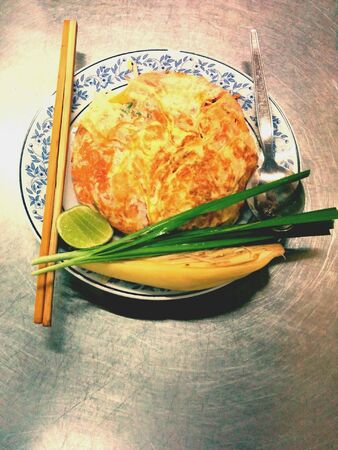 Pad thai, stir fried noodles.の素材