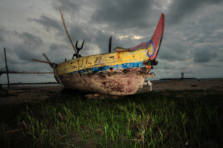 The old boatの写真素材