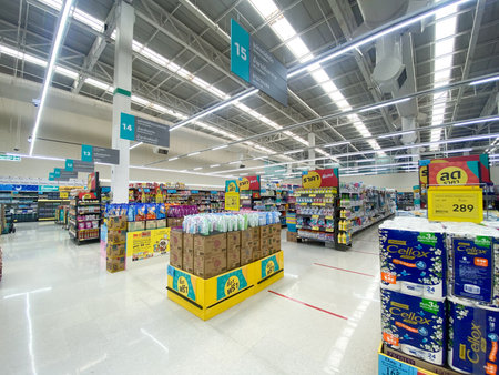 Chiangmai, THAILAND August 25, 2021 : Street food vendors in Thailand selling clothing-accessories-Cheap equipment-including food, People come to visit and buy cheap and quality food or things.のeditorial素材