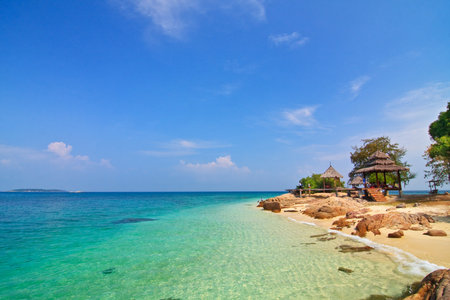 The hut and Sea Munnork Island, Rayong Province, Gulf of Thailandの写真素材