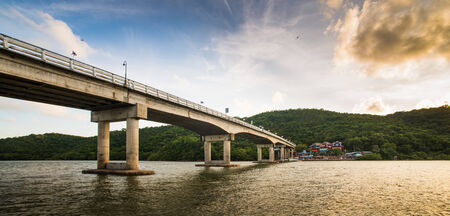 Sunset at Bridge Chanthaburi, Thailandの写真素材