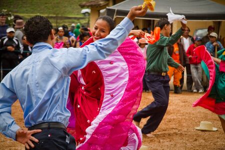 INGAPIRCA, CANAR, ECUADOR - JUNE 19, 2010: Unidentified indigenous people celebrating Inti Raymi Inca Festival of the Sun in  Ingapirca, Ecuadorのeditorial素材