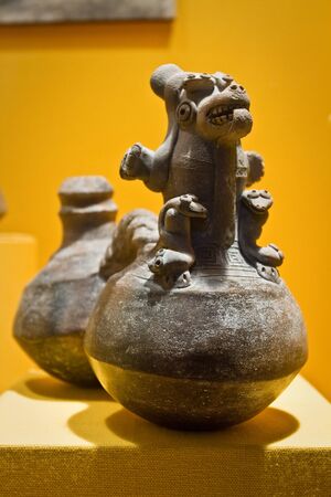 MANABI, ECUADOR - JUNE 2, 2012: Exhibition of ceramic artifacts at Archeological Museum in Manabi.のeditorial素材