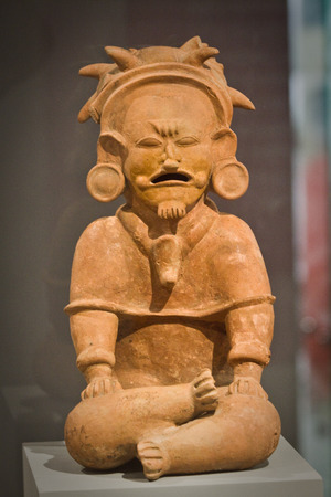 MANABI, ECUADOR - JANUARY 20, 2010: Archaeological piece from an exhibition in Cultural Center Museum, Manta.のeditorial素材
