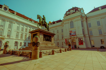 Vienna, Austria - 11 August, 2015: Walking aroundSingerstrasse Graben area, beautiful sunny day with fanstastic facade architectures.のeditorial素材